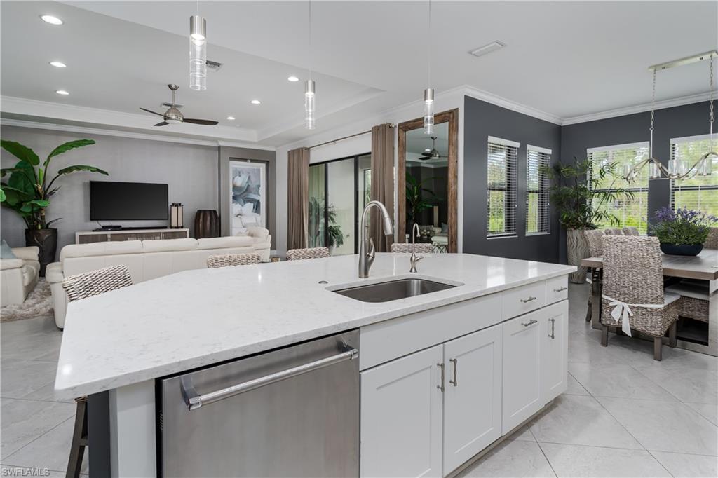 4664 Abaca CIR