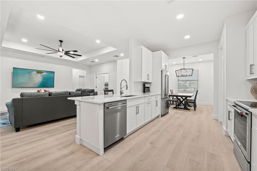 27071 Holly LN