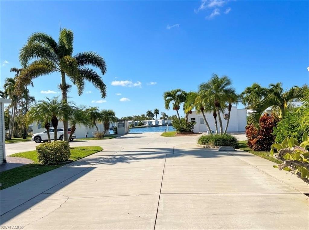 405 Imperial Wilderness BLVD