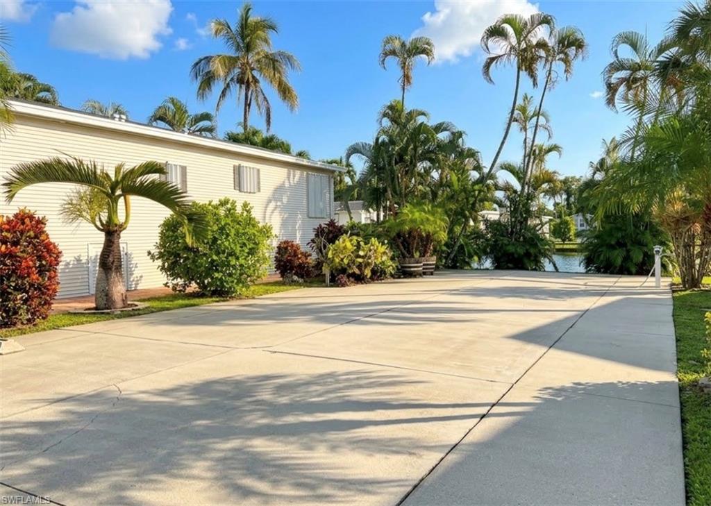 405 Imperial Wilderness BLVD