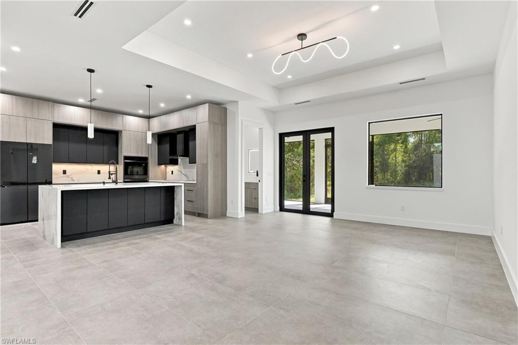 2728 Randall BLVD