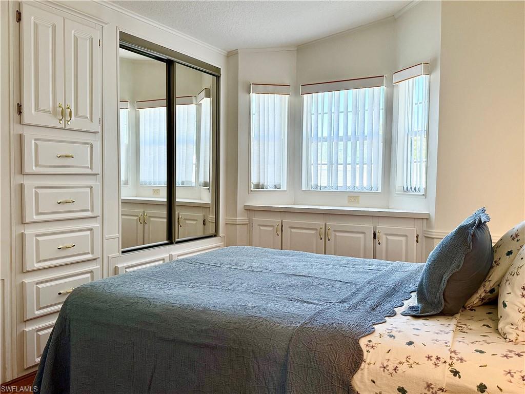 558 Cattleya Refuge 558