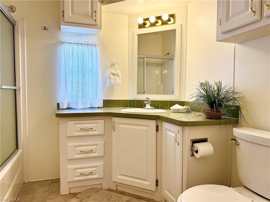 558 Cattleya Refuge 558