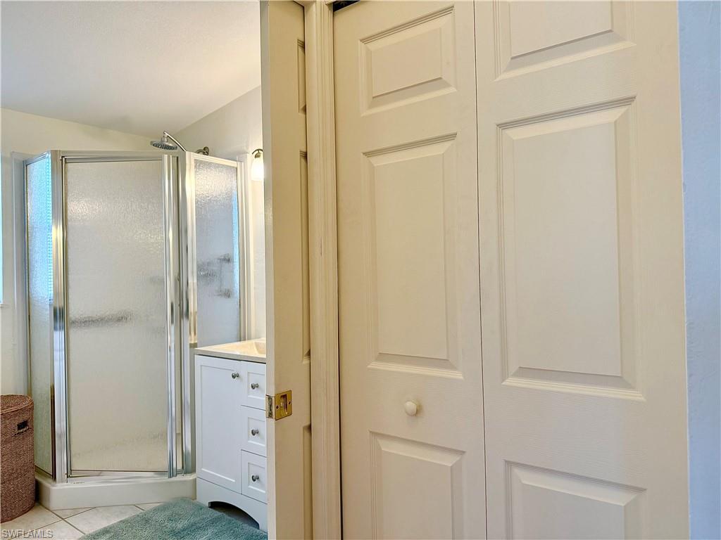 558 Cattleya Refuge 558