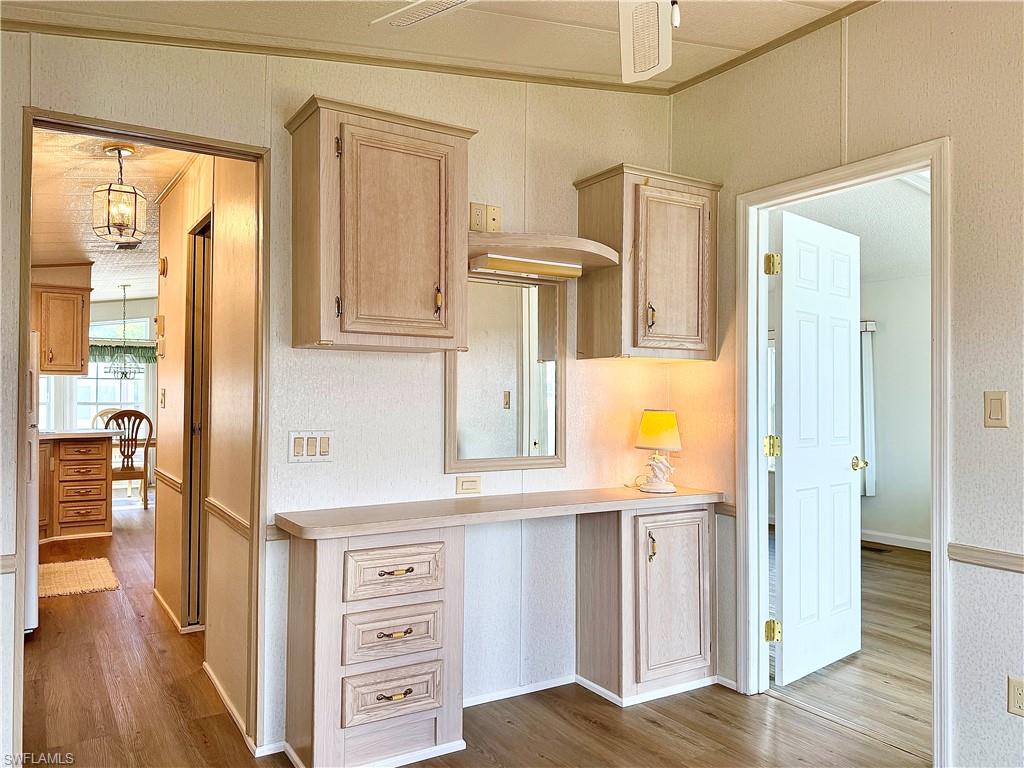561 Cattleya Refuge 561