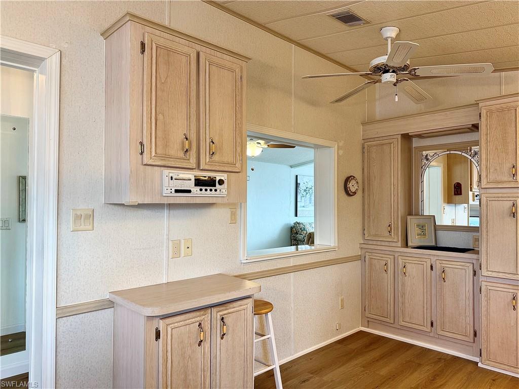 561 Cattleya Refuge 561