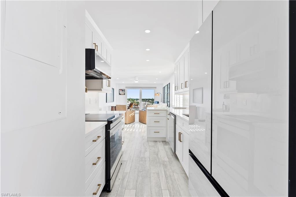1300 Gulf Shore BLVD N 703