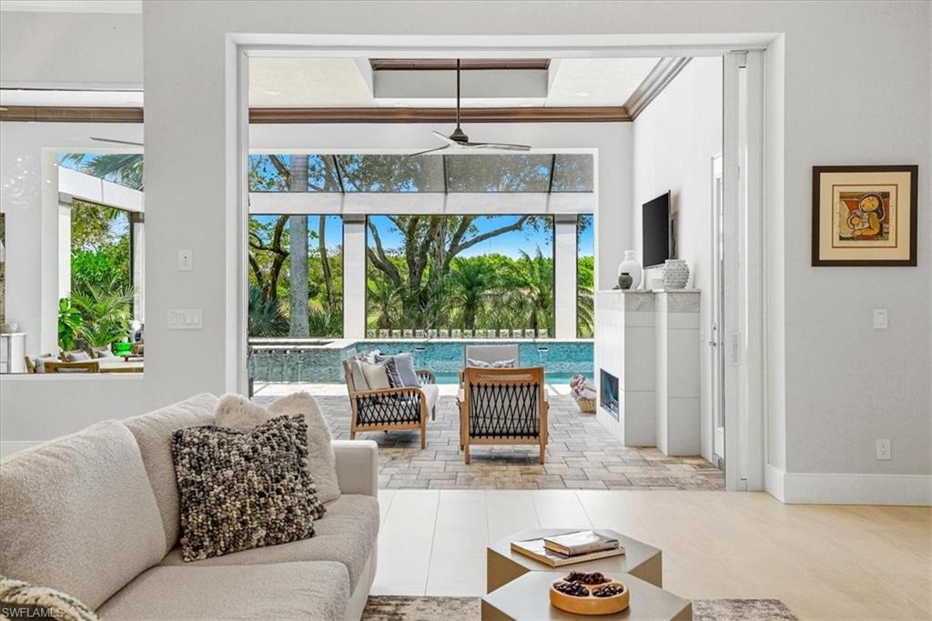 3159 Heather Glen CT