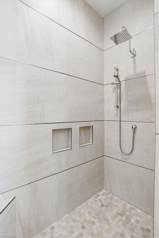 3159 Heather Glen CT