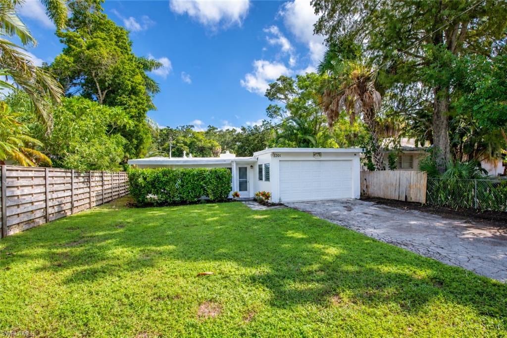 3201 Sabal CT