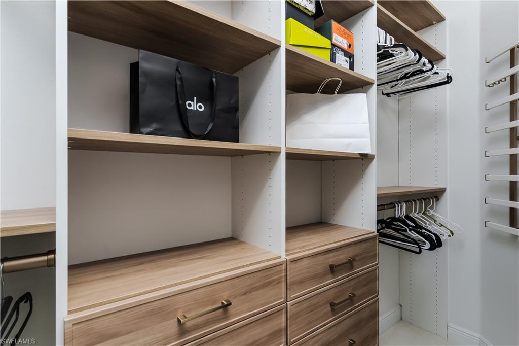 4664 Abaca CIR