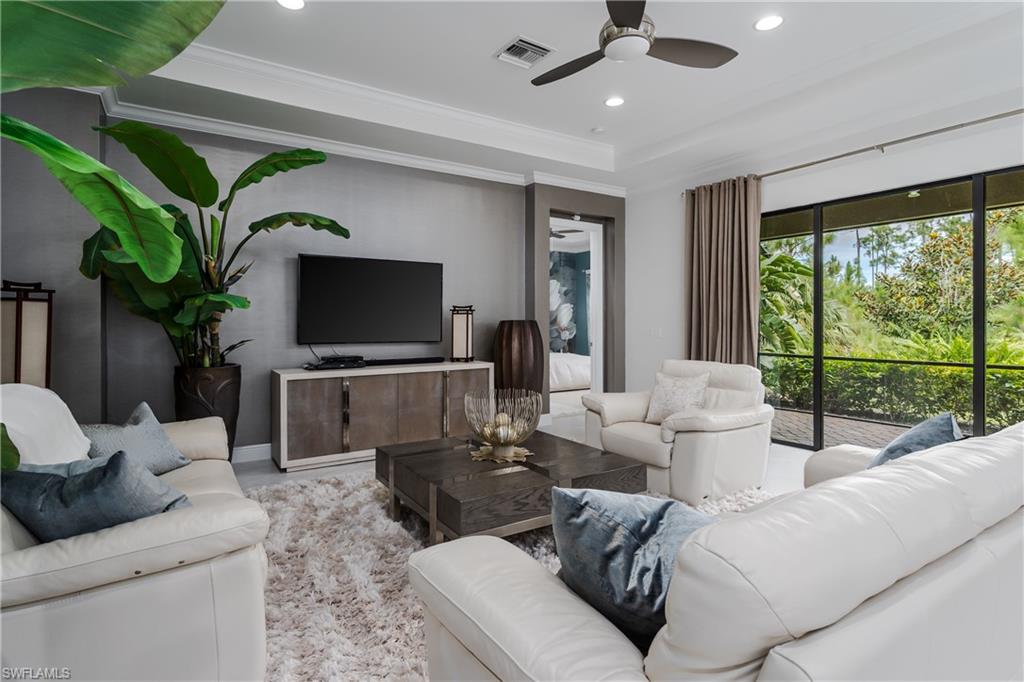 4664 Abaca CIR