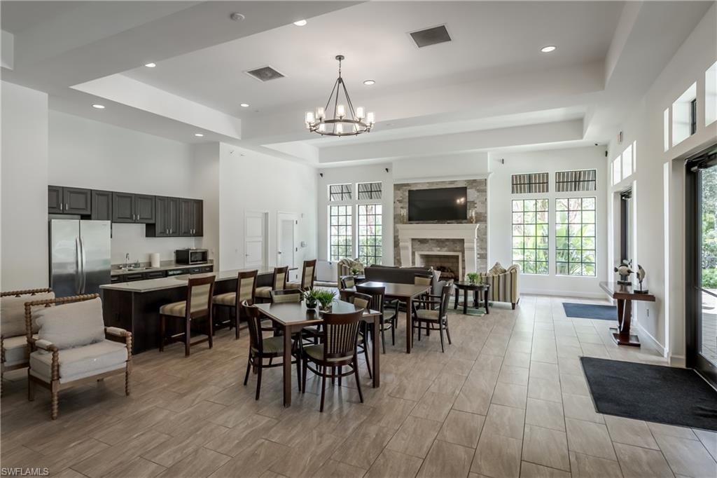 4664 Abaca CIR