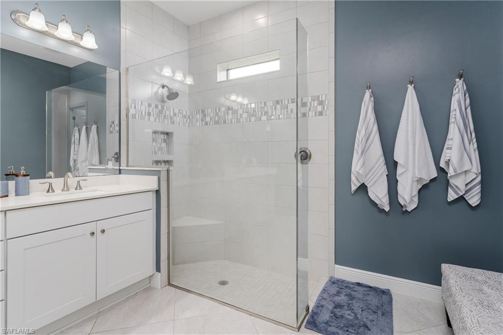 4664 Abaca CIR