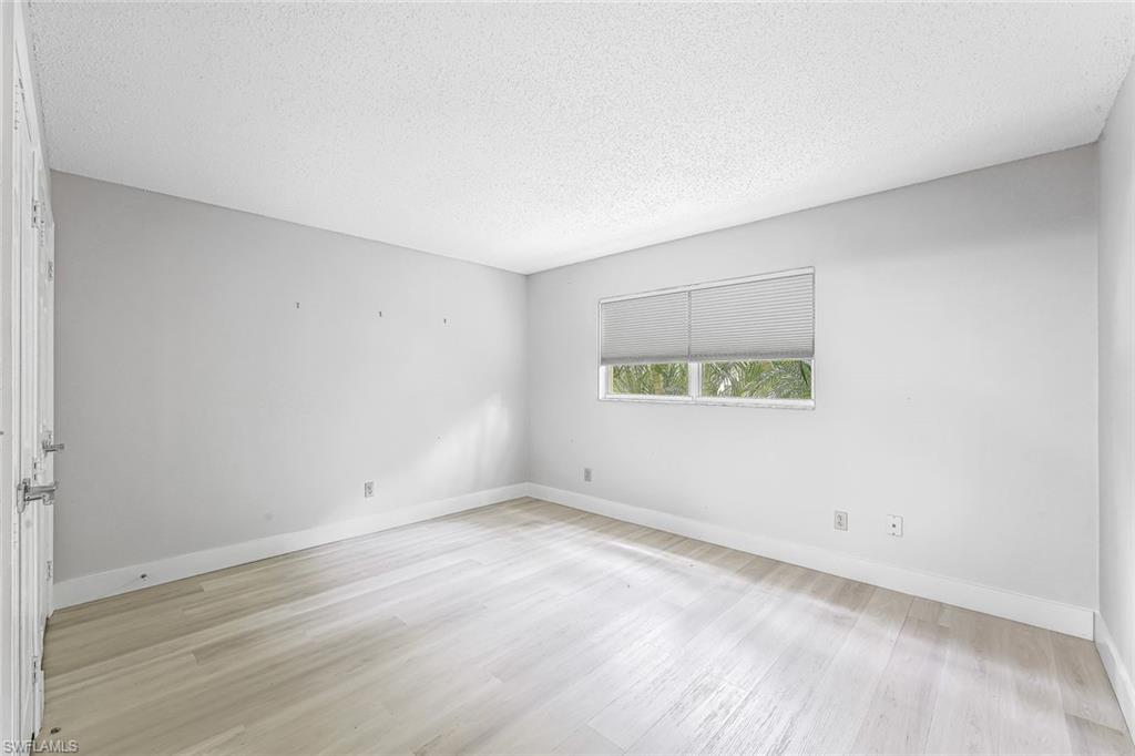 1201 Solana RD 5