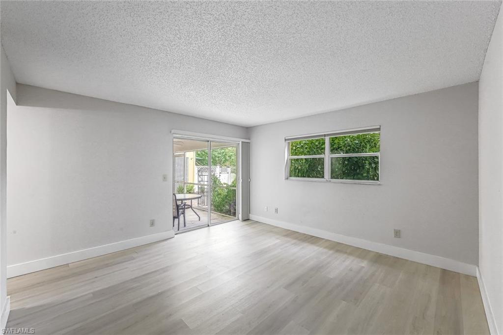 1201 Solana RD 5