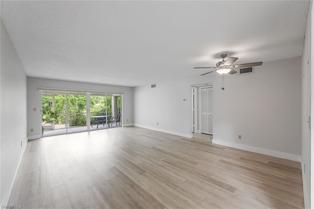 1201 Solana RD 5