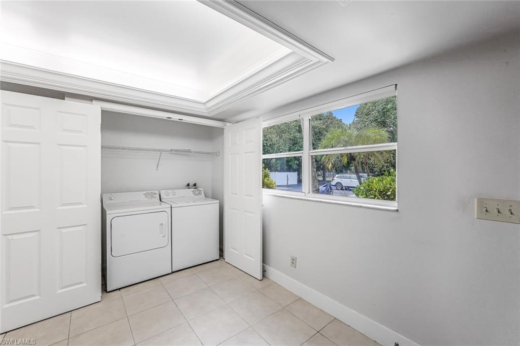 1201 Solana RD 5
