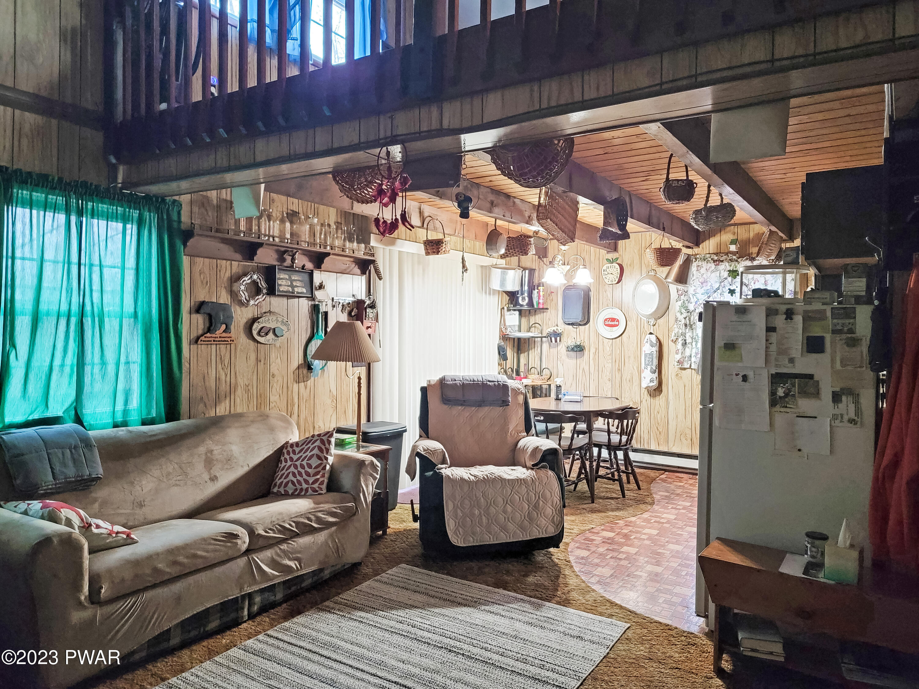 112 Flagstaff Court