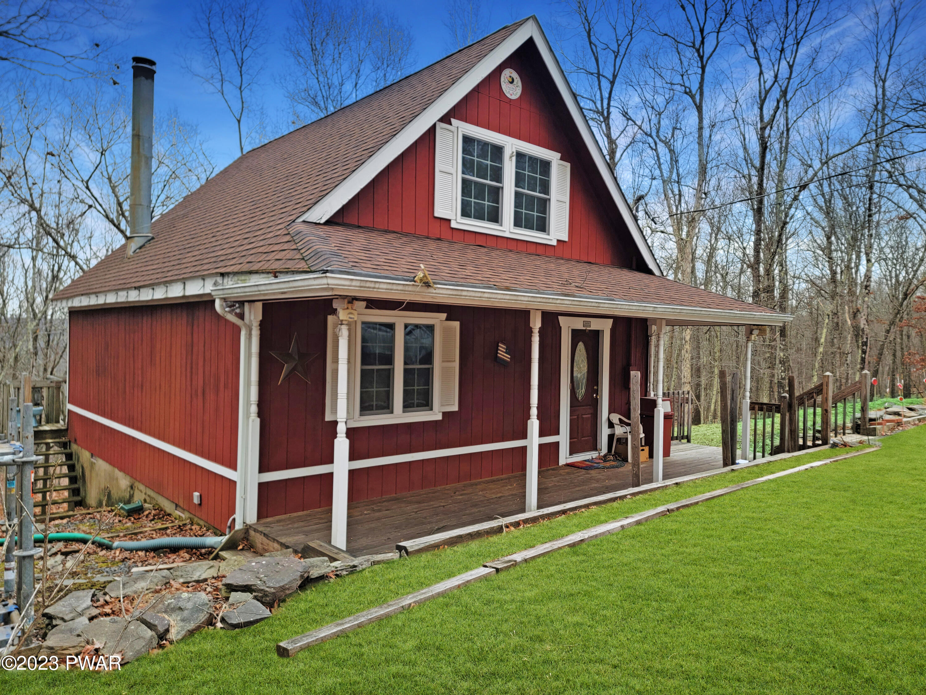 112 Flagstaff Court