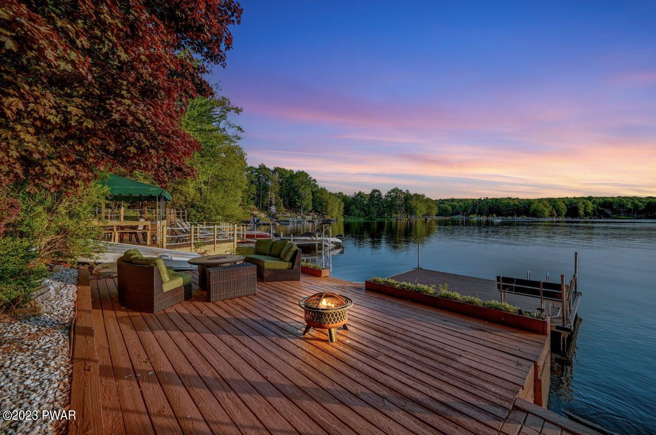 1741 Lakeview E Drive