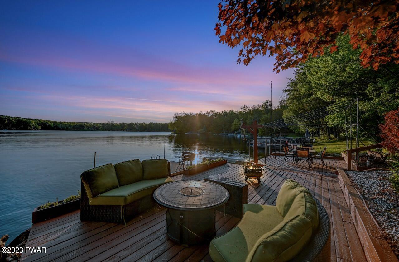 1741 Lakeview E Drive