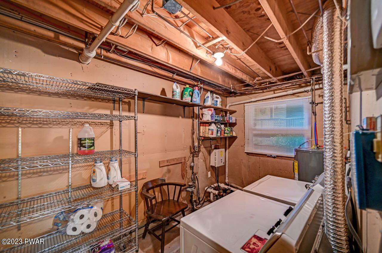 1741 Lakeview E Drive