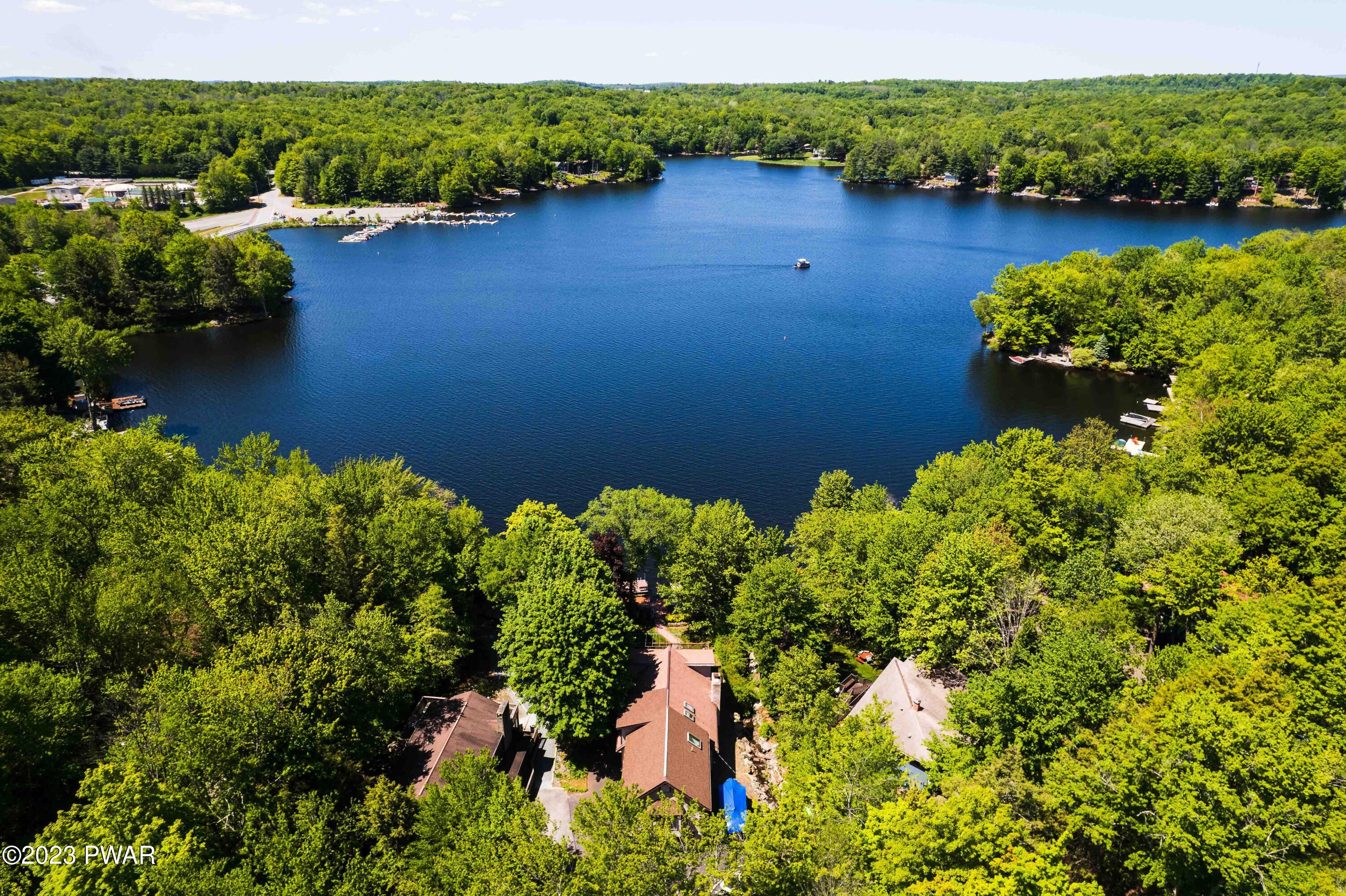 1741 Lakeview E Drive