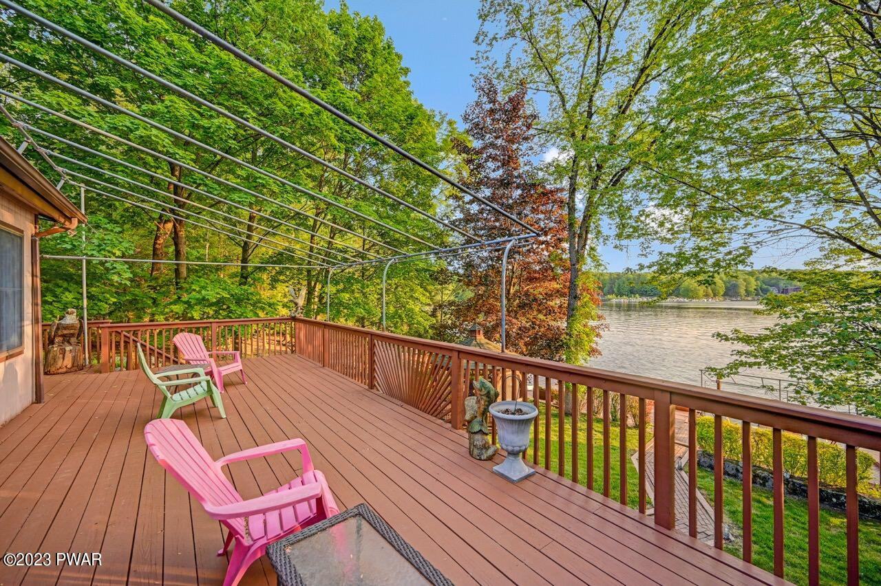 1741 Lakeview E Drive