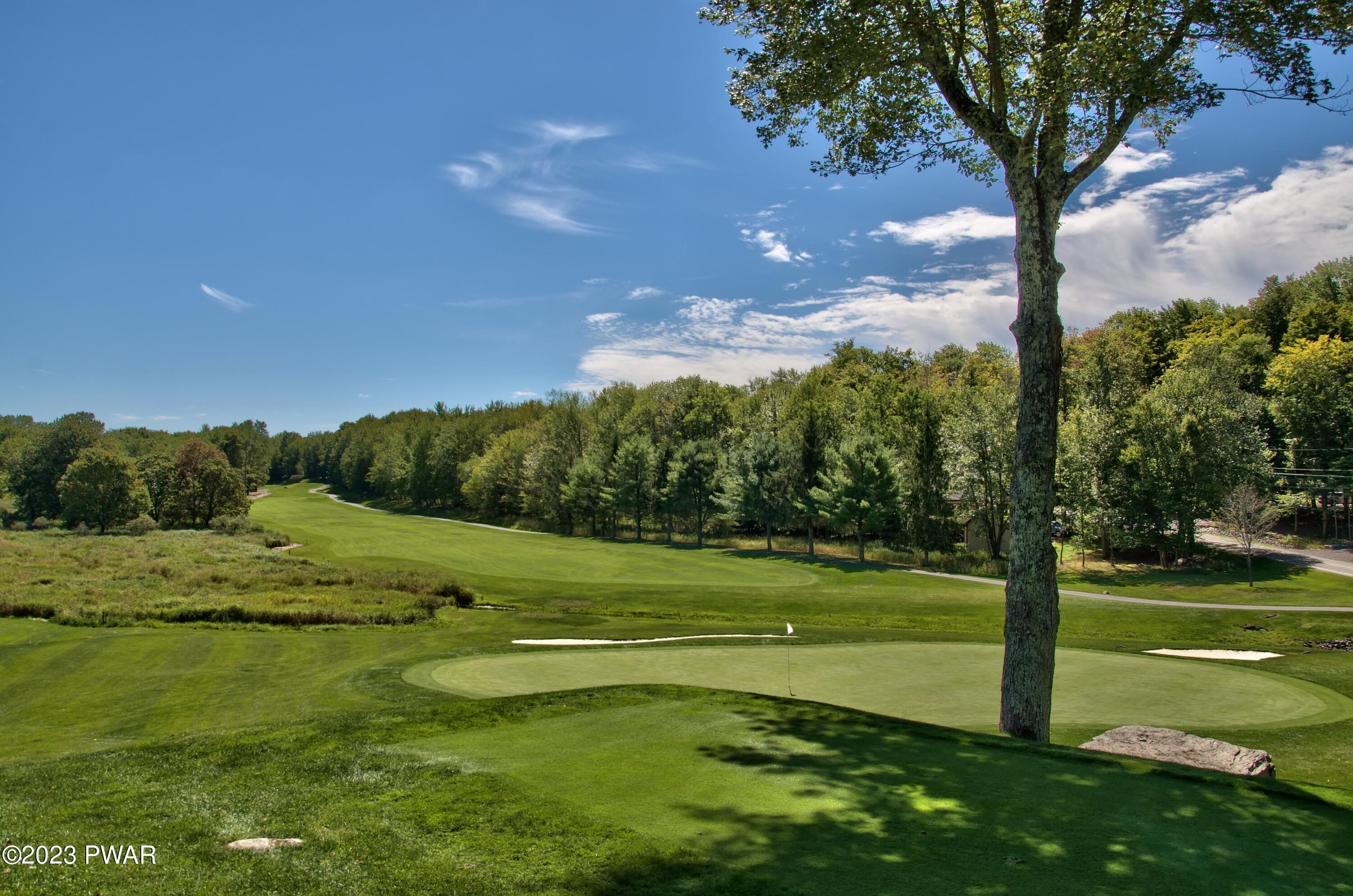 1741 Lakeview E Drive