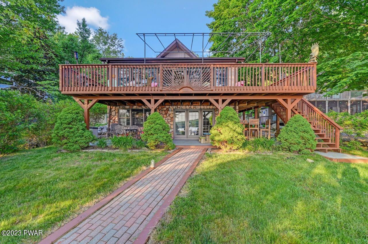 1741 Lakeview E Drive