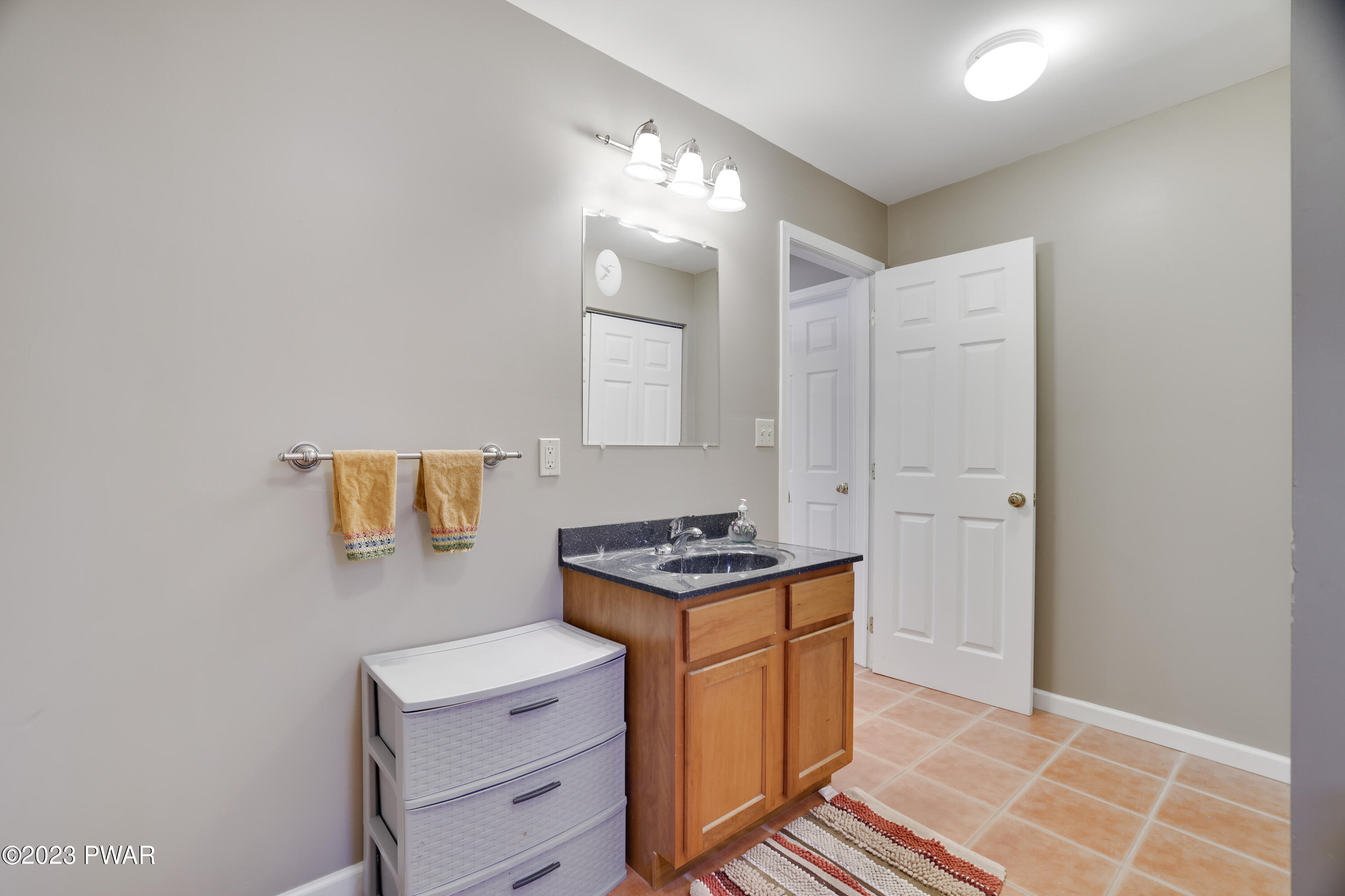 129 Paul Revere Road