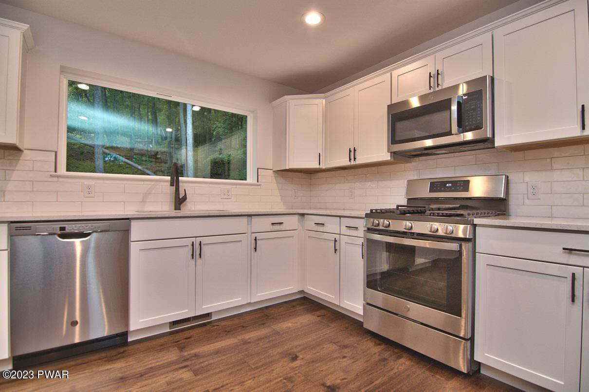 124 Karl Hope Boulevard