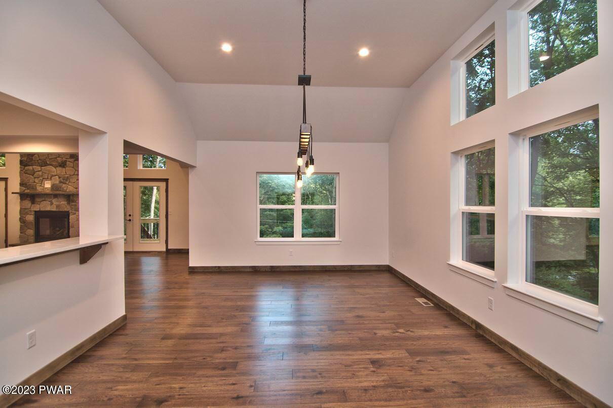 124 Karl Hope Boulevard