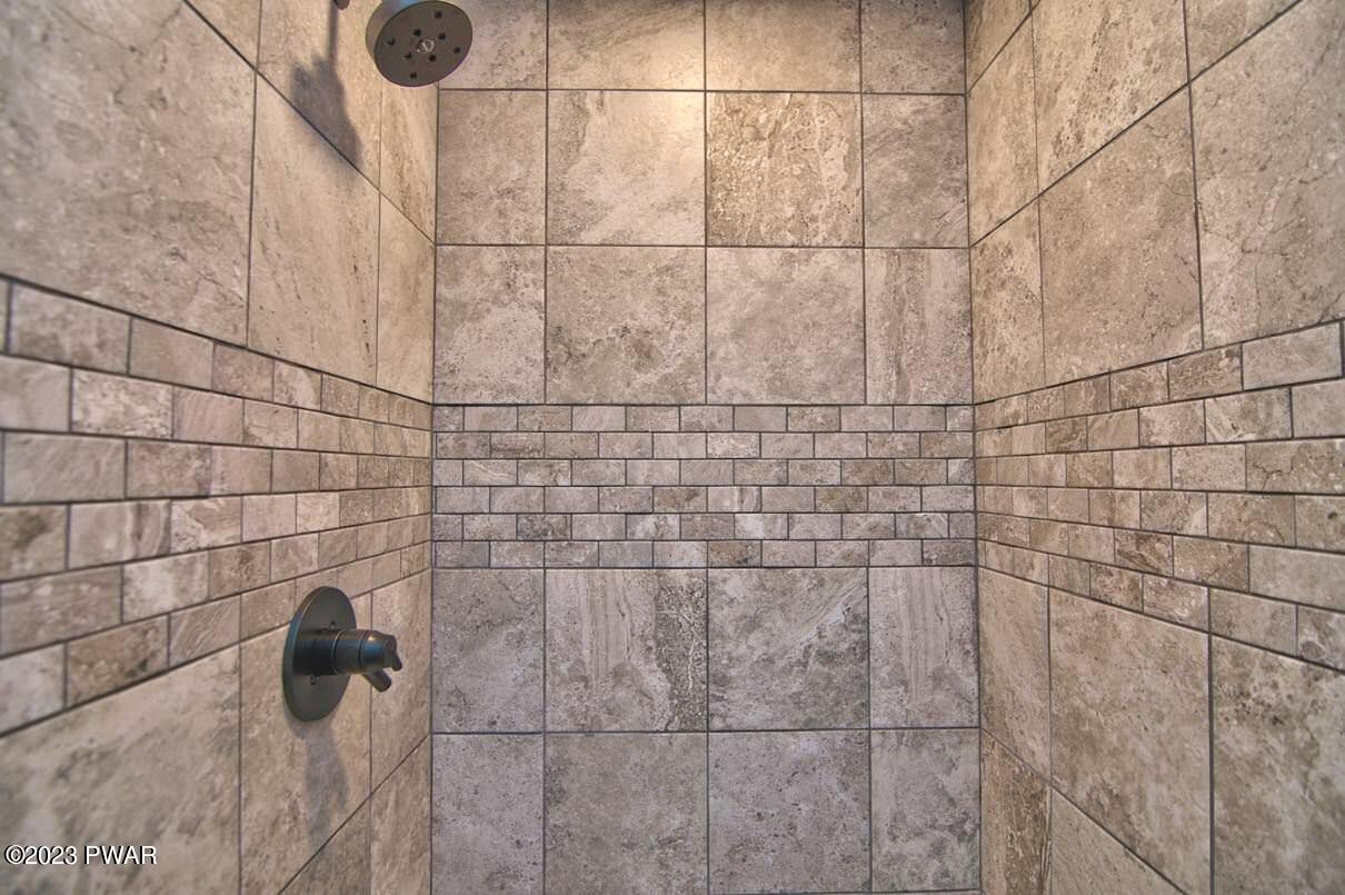 124 Karl Hope Boulevard