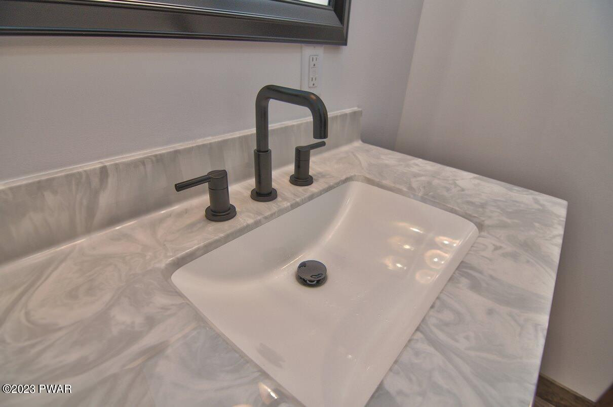 124 Karl Hope Boulevard