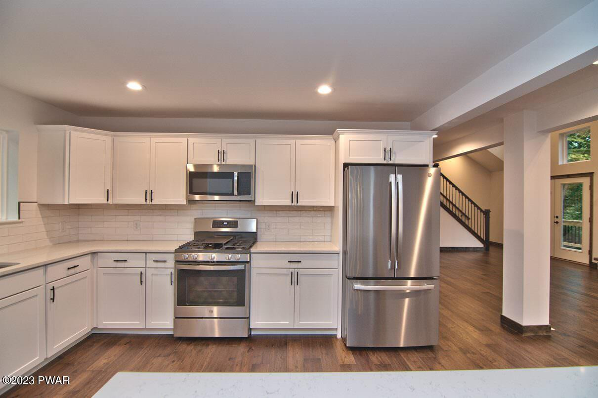 124 Karl Hope Boulevard