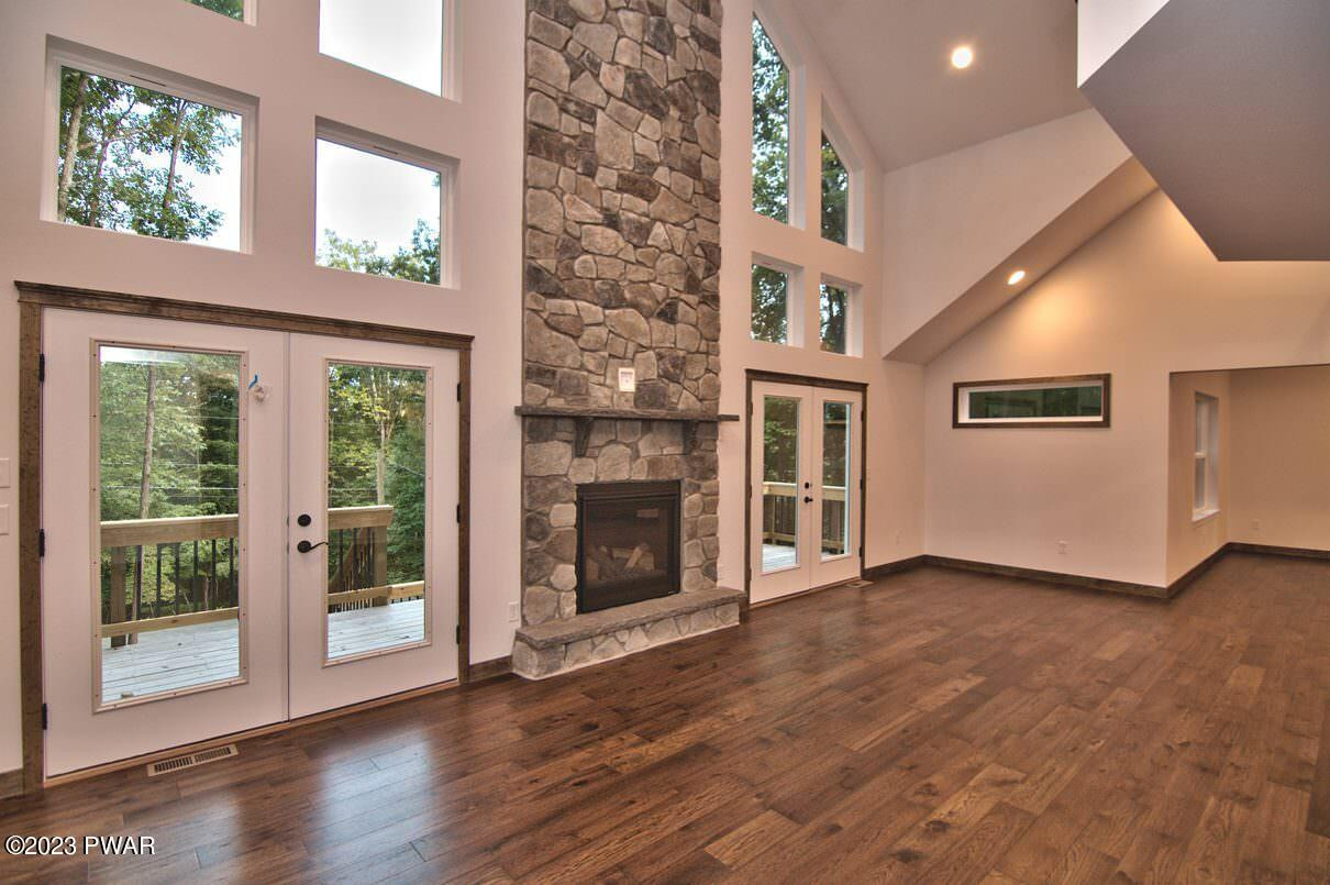 124 Karl Hope Boulevard