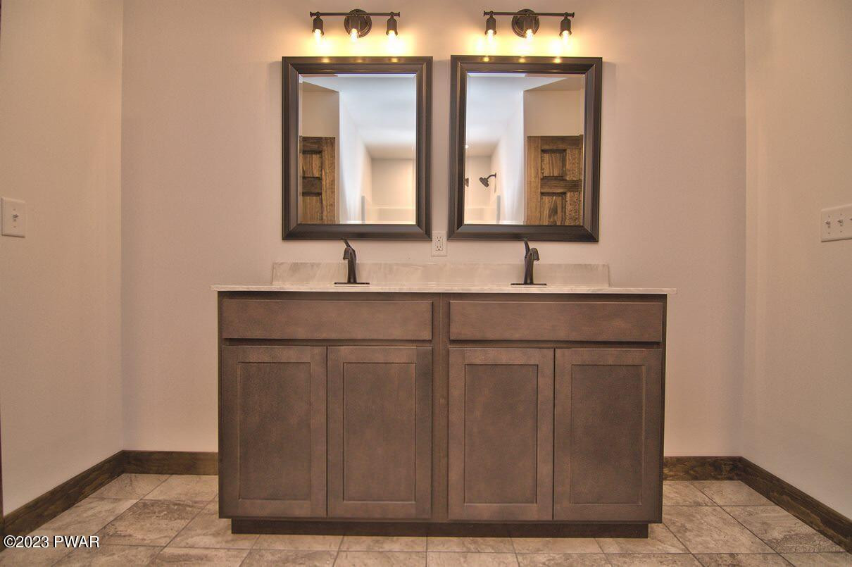 124 Karl Hope Boulevard