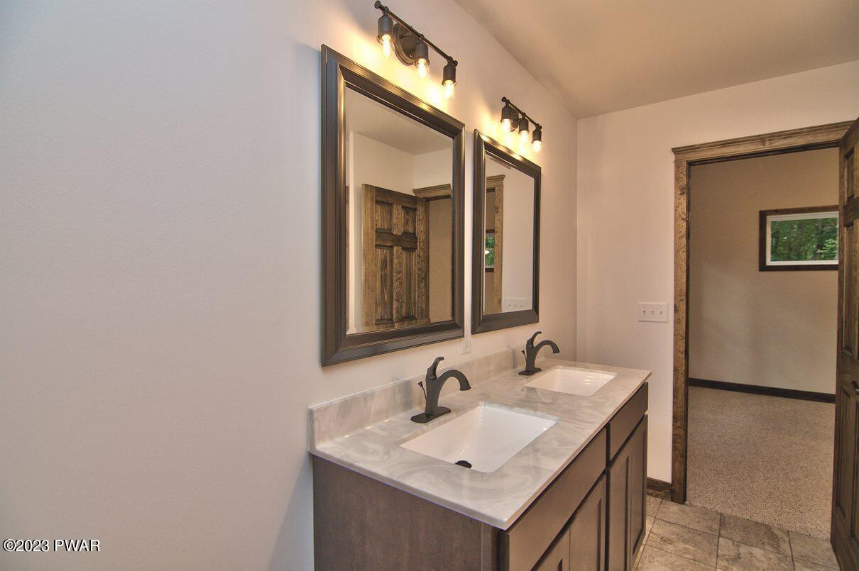 124 Karl Hope Boulevard