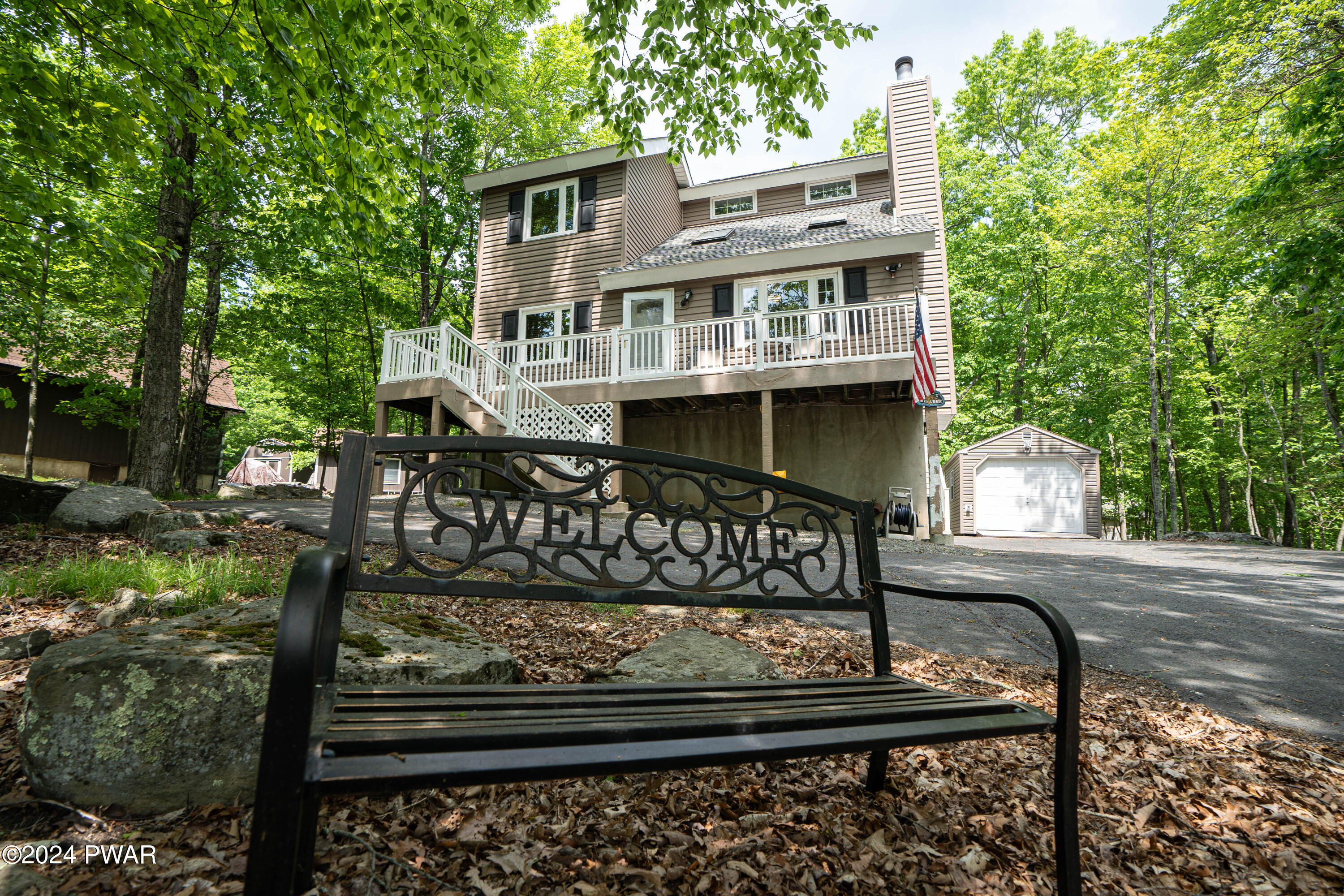 163 Karl Hope Boulevard