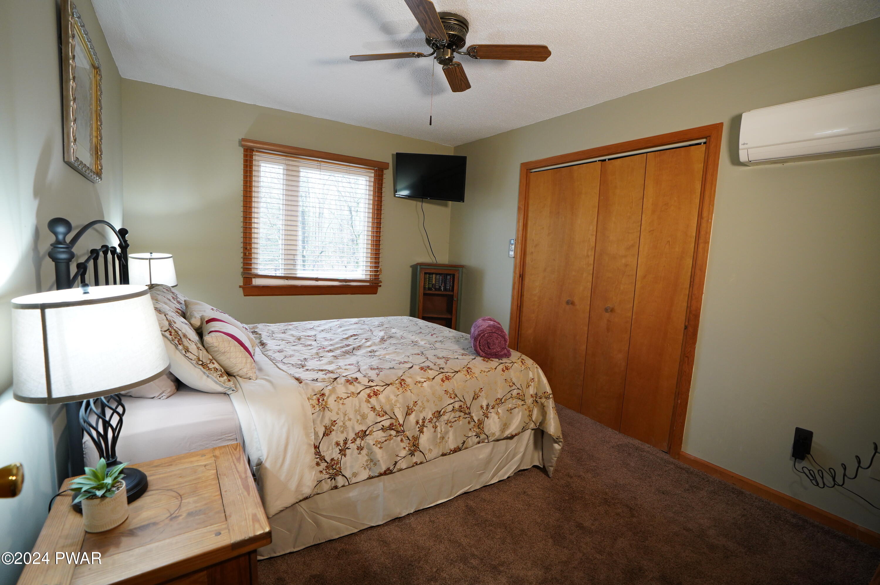 163 Karl Hope Boulevard