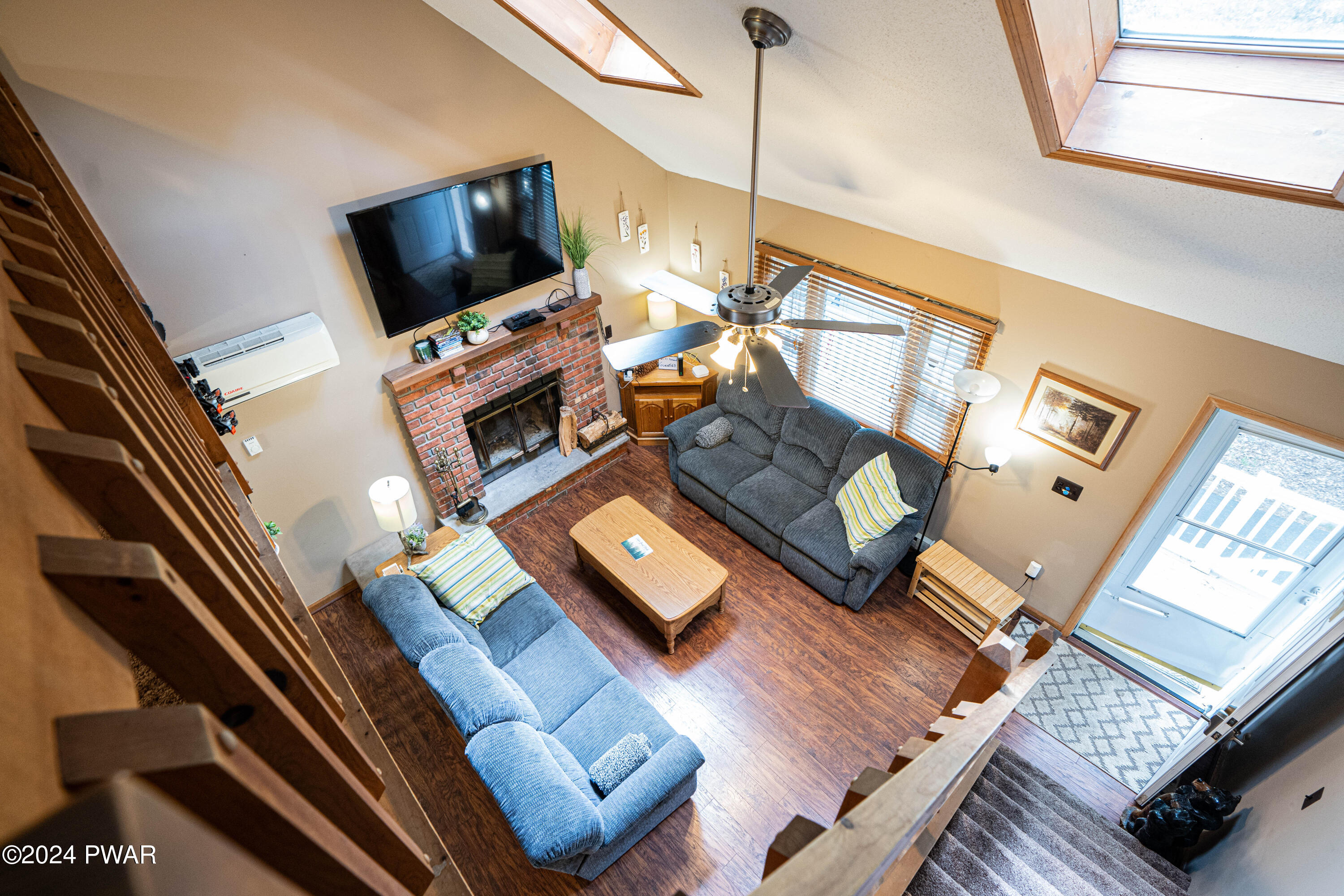 163 Karl Hope Boulevard