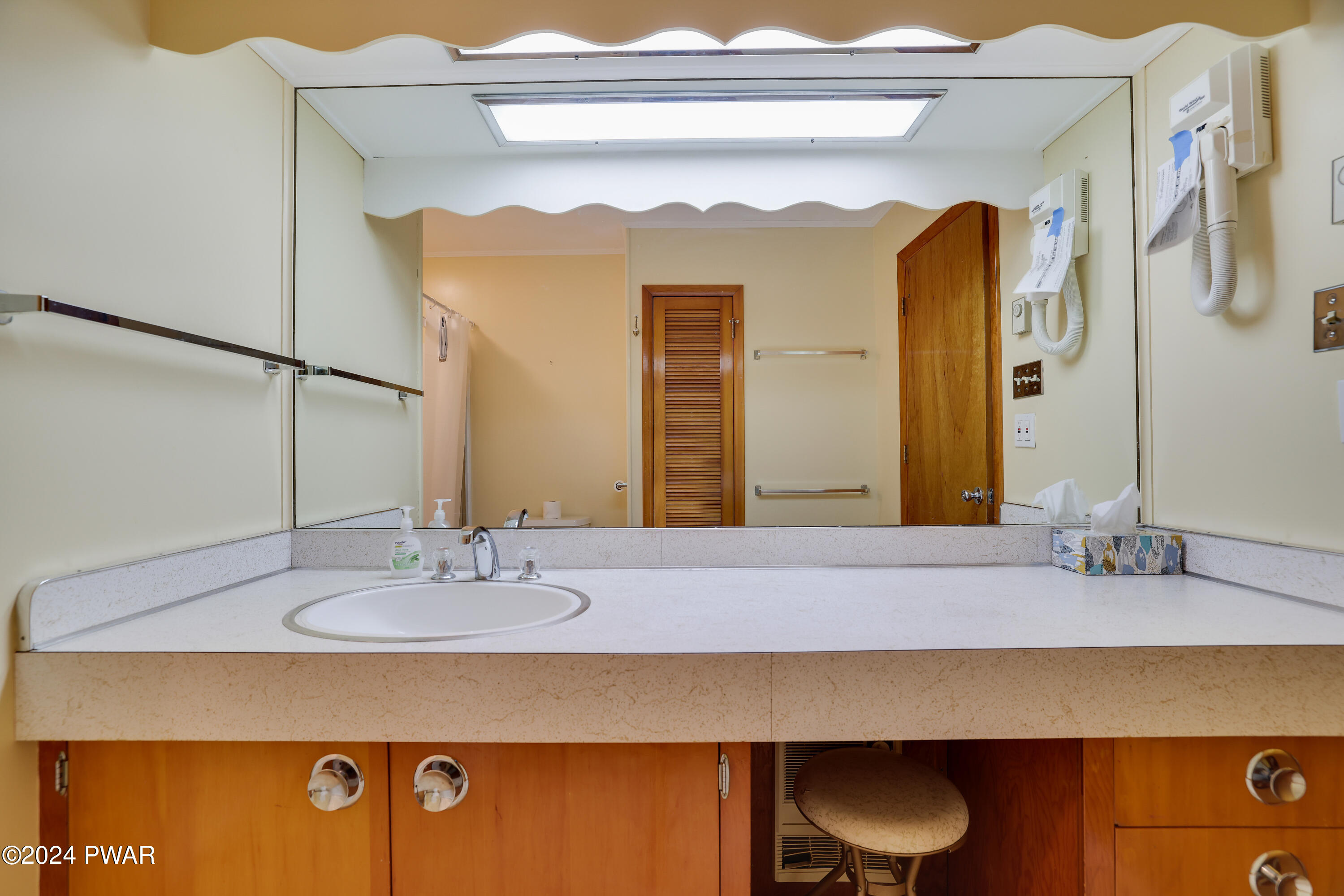 421 Beach Lake Highway