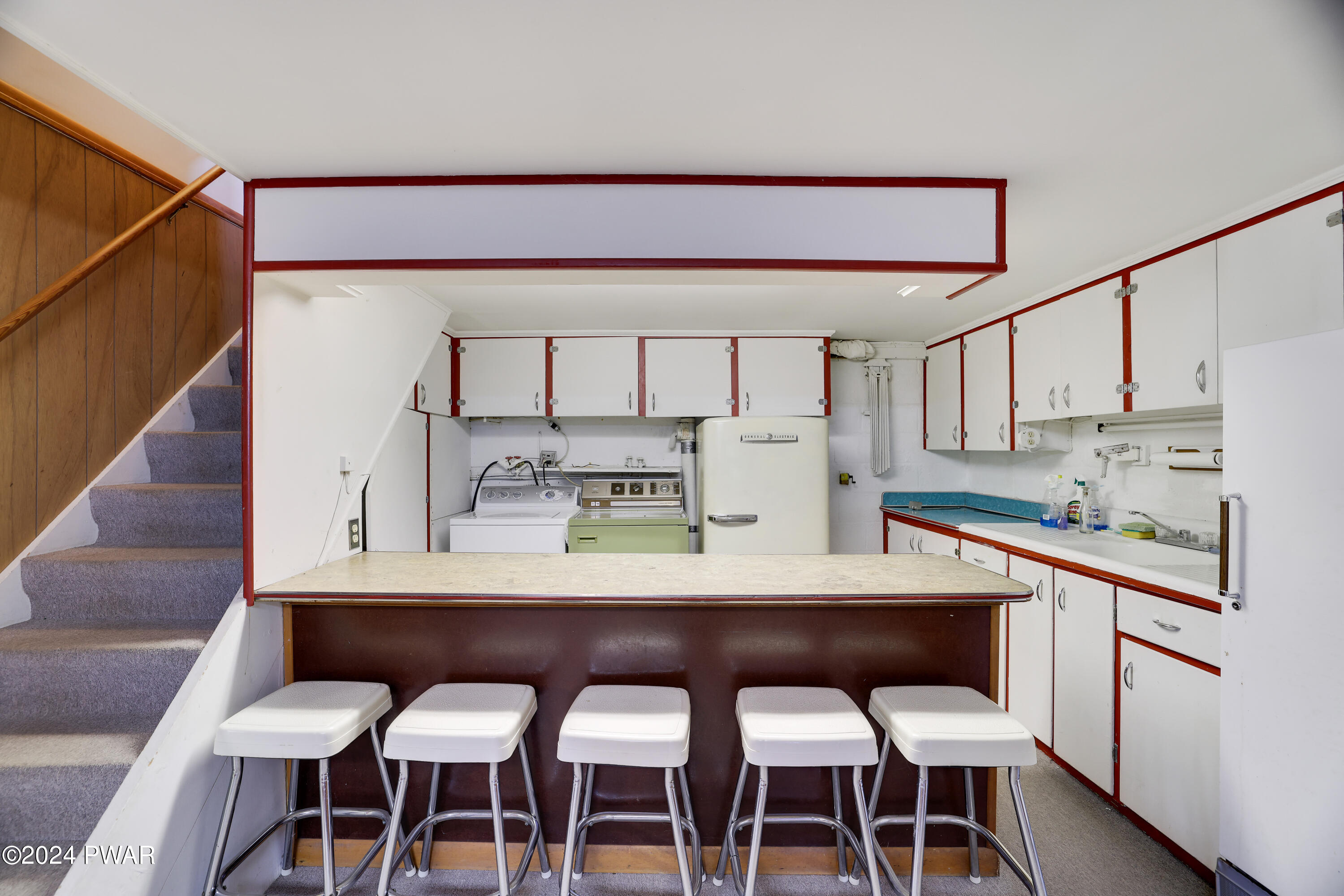 421 Beach Lake Highway