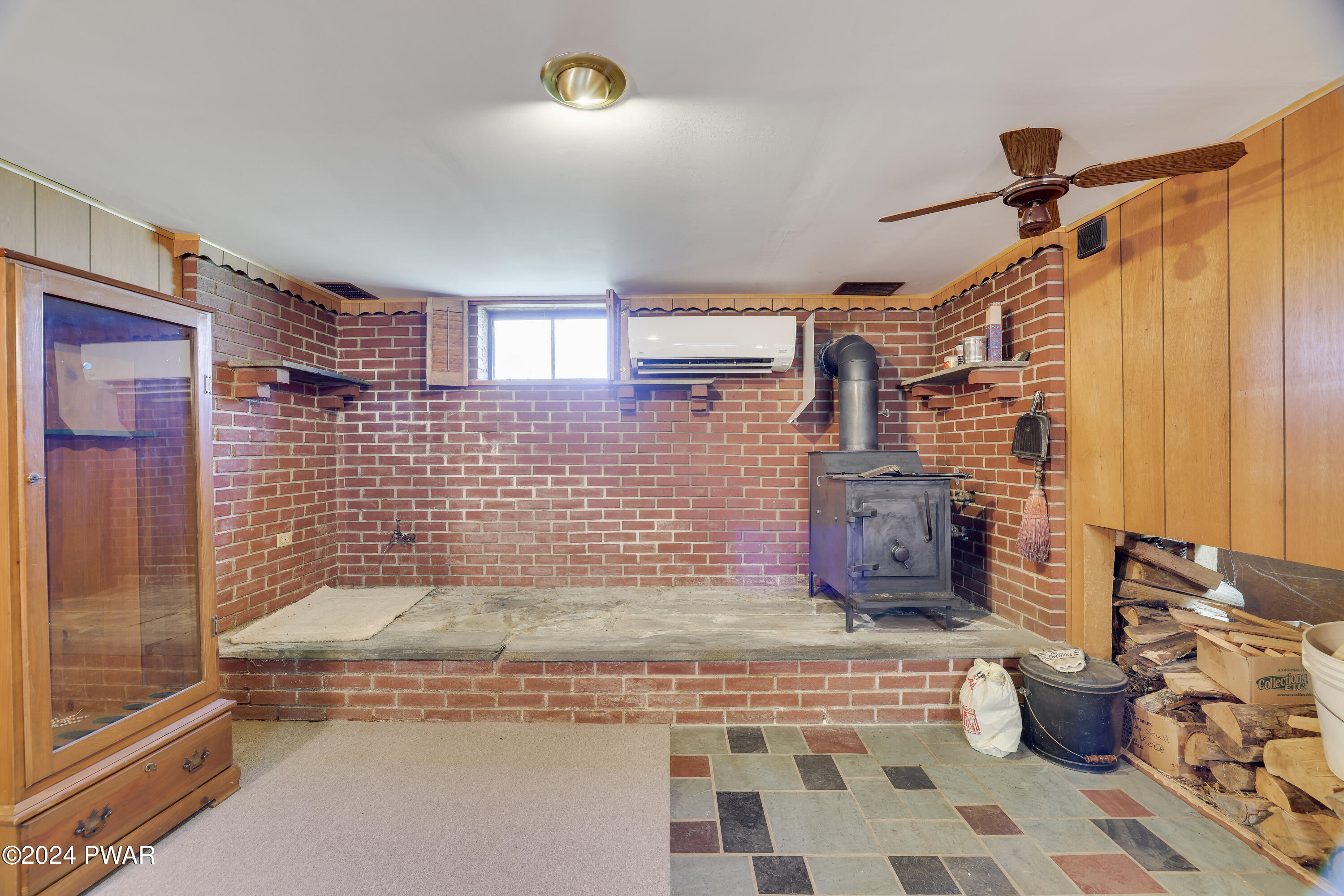 421 Beach Lake Highway