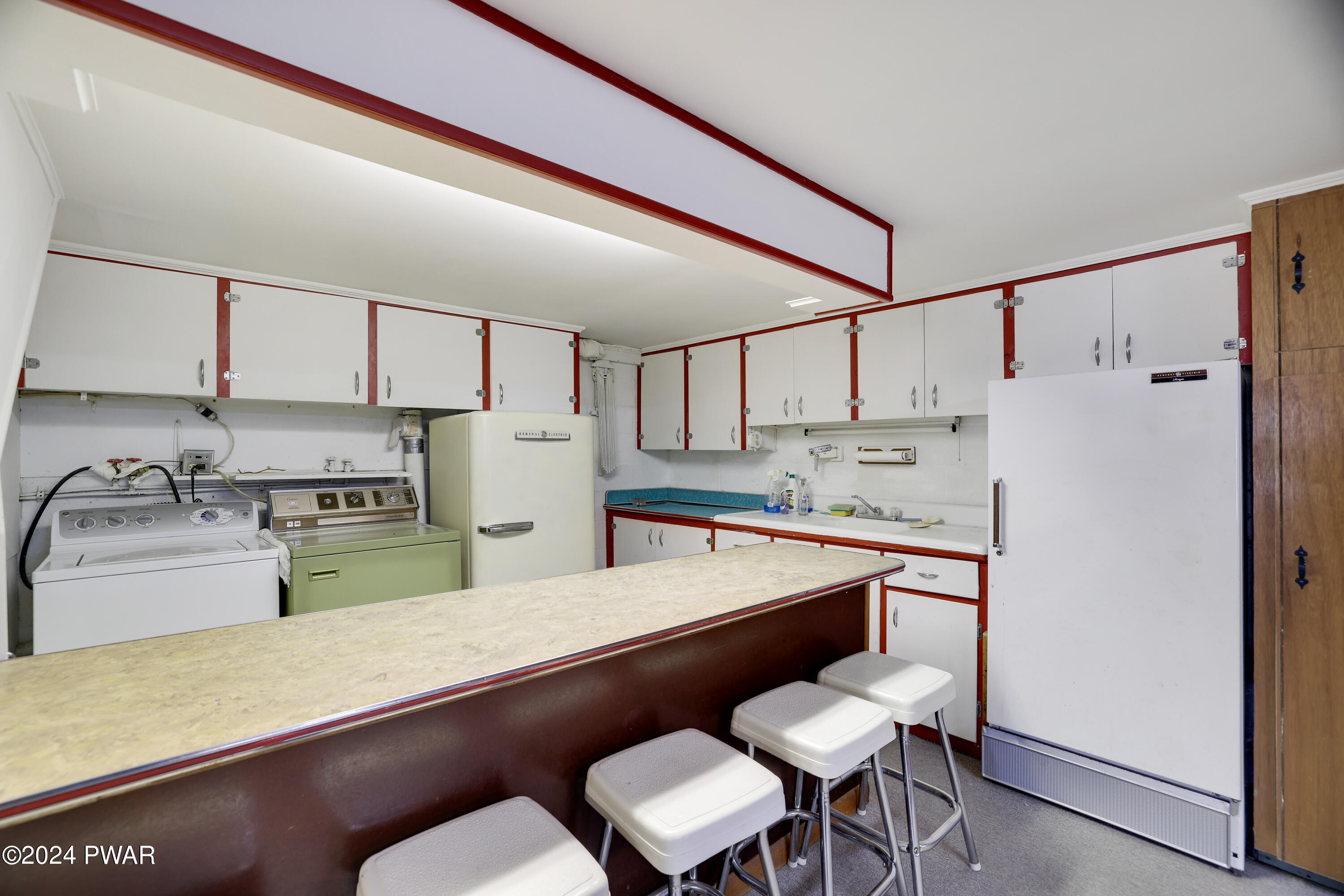 421 Beach Lake Highway