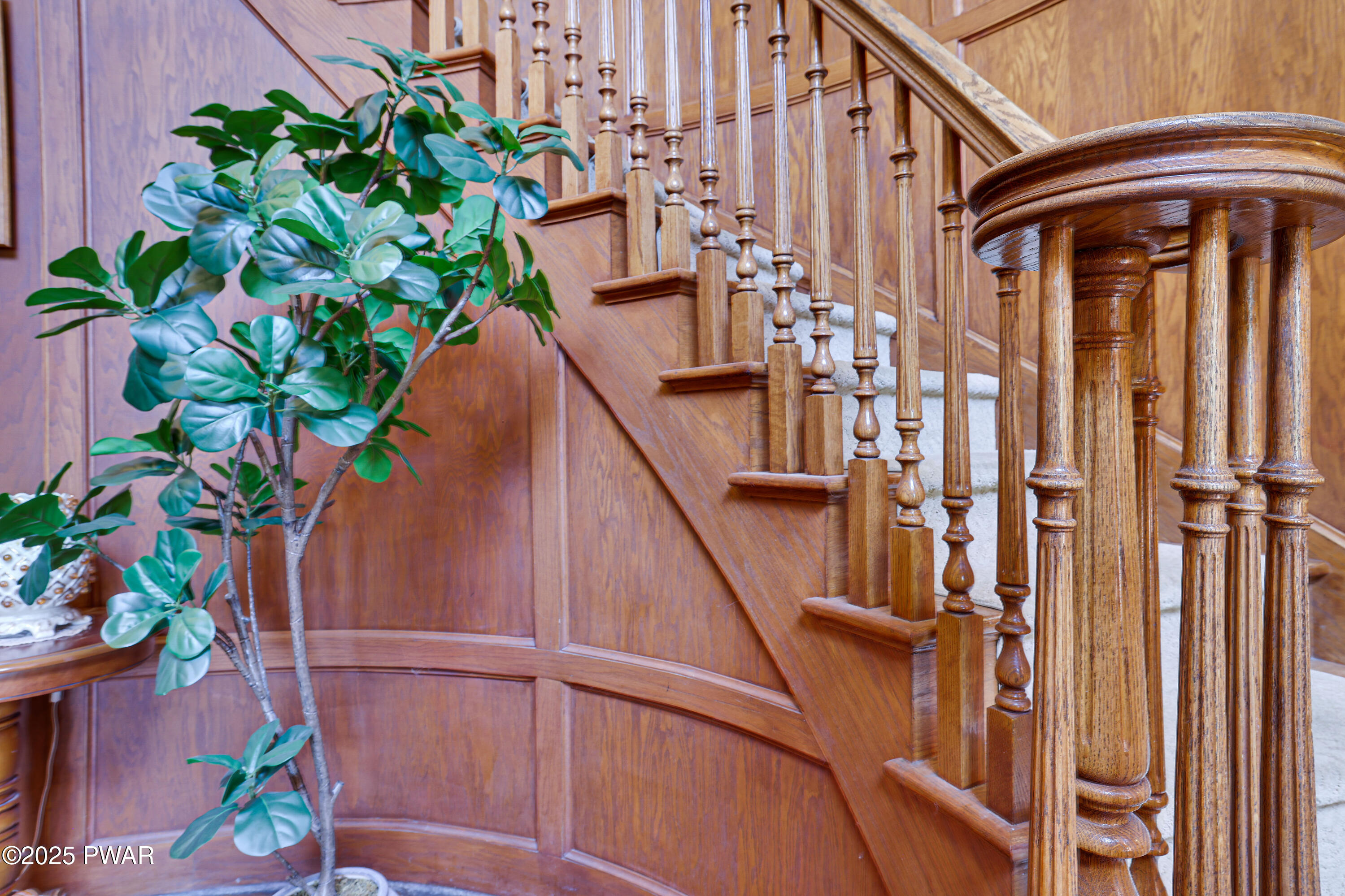 555 Valley View Road