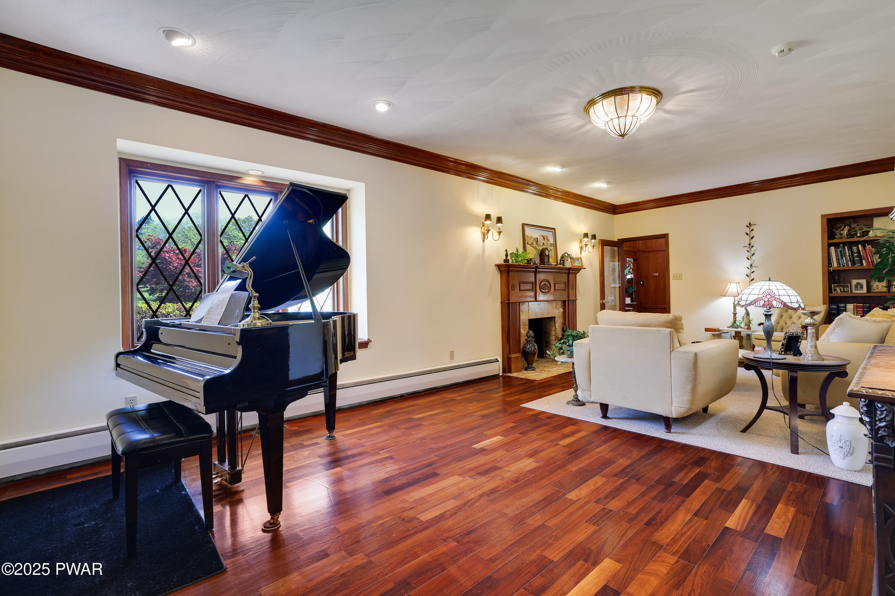 555 Valley View Road