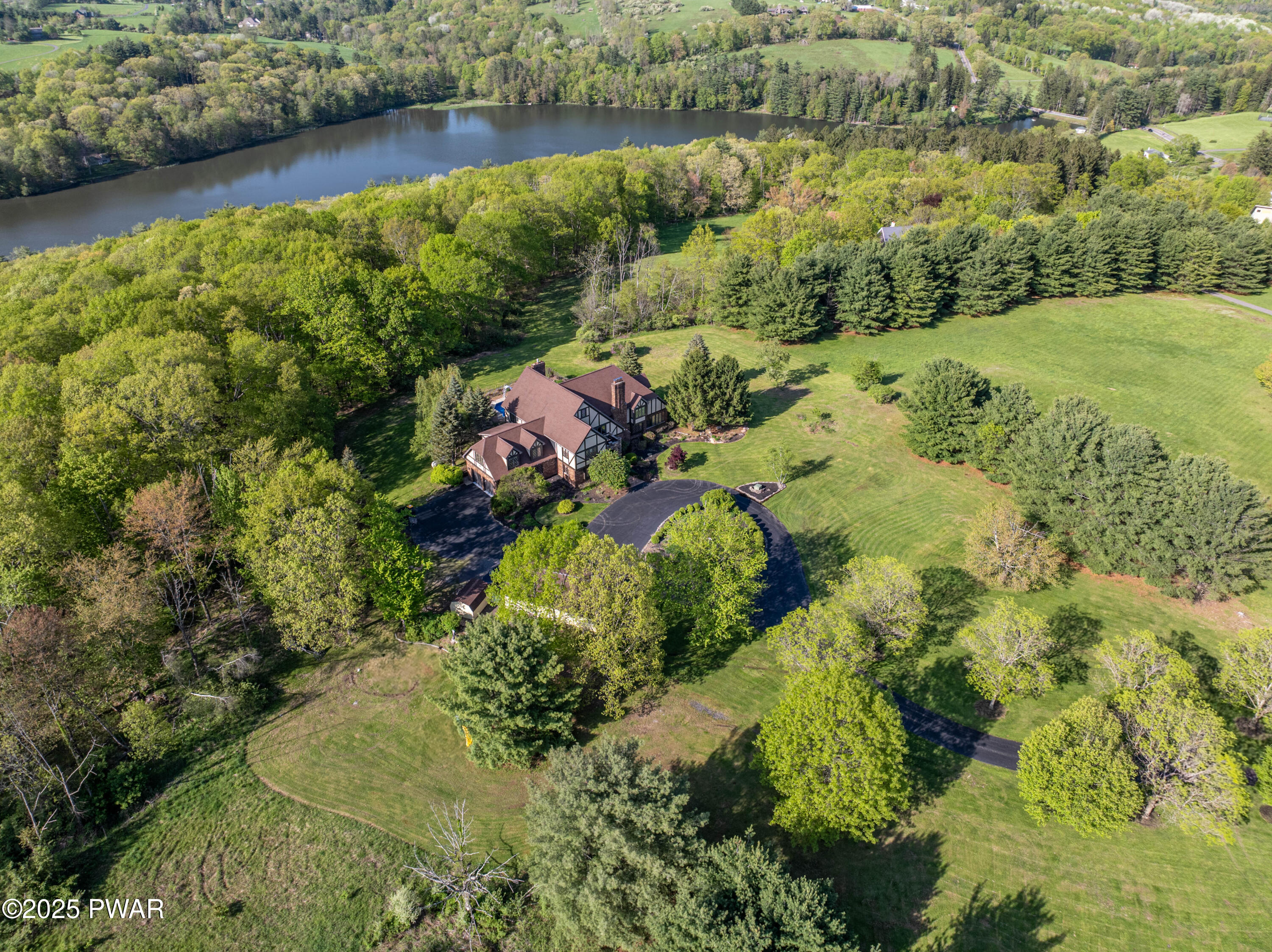 555 Valley View Road